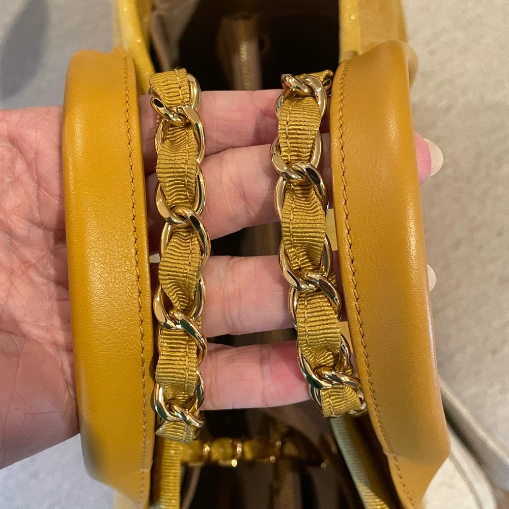 CHANEL ‼️SOLD‼️ LARGE LIMITED EDITION DEAUVILLE TOTE BAG, LARGE~METALLIC~TWEED - Picture 15 of 17